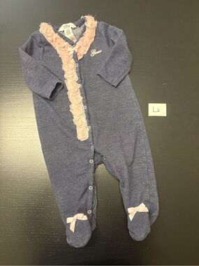 Guess 3-6m Denim Looking Footed Sleeper with Rose Trim